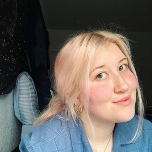 Meet your Posher, Abby